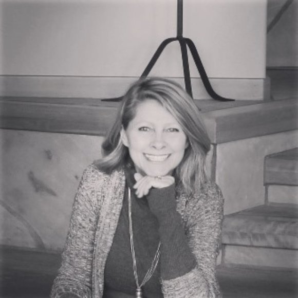 Meet your Posher, Cheryl - Picture 1 of 1